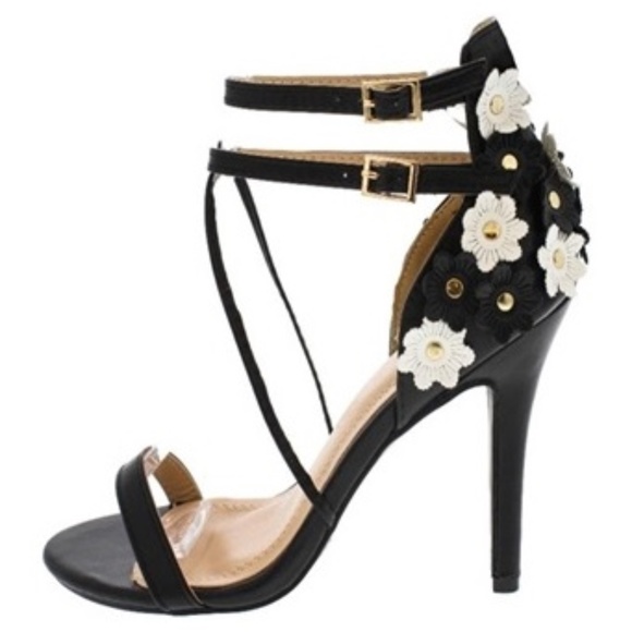 Chase + Chloe Shoes - ⭐️ 1 LEFT ⭐️ Black Floral High Heel Sandal